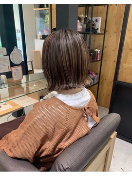 ルディー バイ ヘアーポケット(rudii by HAIR POCKET) 切りっぱなしボブ