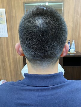 アール(R) 刈り上げソフモヒ