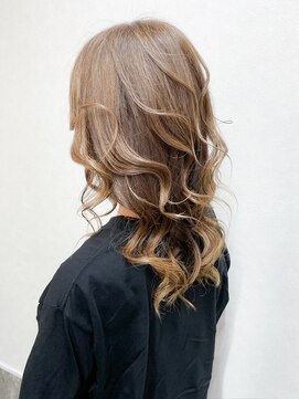 メッケ(MeKKe) ☆エレガント×セミロング☆