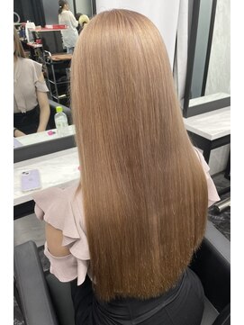 リア 大阪梅田(Ria) ～韓国ヘア　ミルクティーベージュ～【Ria 大阪 梅田】