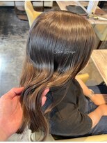 アドール(ADOR) 透明感Olive Beige【ADOR 渡仲柊人】