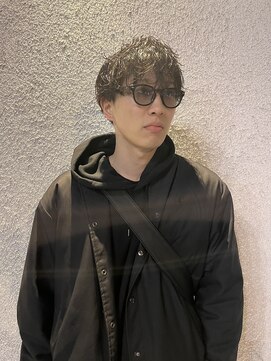 リンネ(Lin'ne) ゆる波巻パーマ