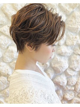 モアナバイヘッドライト 浦添店(Moana by HEADLIGHT) Moana【浦添】#ショートパーマ#ショートヘア#20代30代40代50代