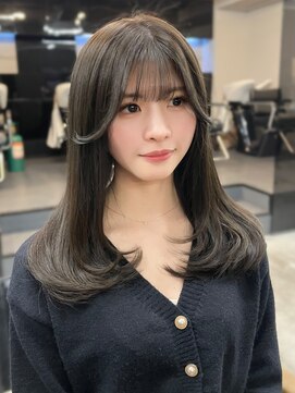 アリュウル 表参道(ALLURE) 透明感！オリーブグレージュカラー×可愛いレイヤーカット◯伊藤