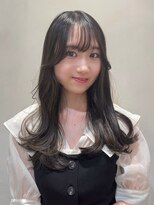 ザックラフィネ(ZACC raffine)&nbsp;チャコールグレージュ/レイヤーカット/ウェーブヘア