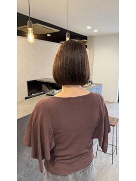 アールヘアー(ar hair) 【市川諒】夏はこれで決まり！【艶グラデボブ】