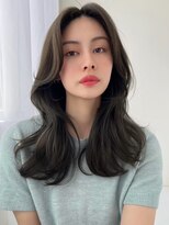 リス バイ ソヨン(Lis by SOYON)&nbsp;イメチェン/フェミニンロング/似合わせカット/美髪/ワイドバング