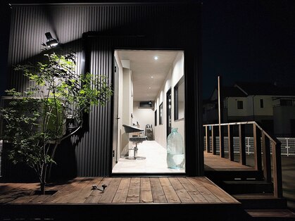 ツキヒ(TUKIHI)の写真