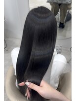 カノイ 銀座中央通り(KANOI)&nbsp;漆黒じゃない。青みたっぷりグレージュで透明感！