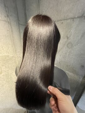 ルッカランス 経堂店(Lucca Lance) 美髪矯正/うねりを整える艶仕上げ/40代/経堂/メテオ