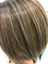 髪技空間アノン(anon) アッシュカラー