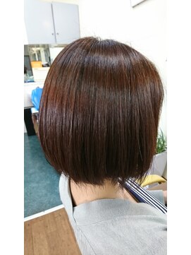 ヘアサロン スリーク(Hair Salon Sleek) ピンク系カラーと水結合型トリートメント