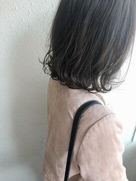 ムイ(muy) 切りっぱなしボブ//