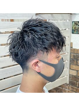 ヴェルゴ(vellgo) 王道を行くツイストスパイラルパーマ!