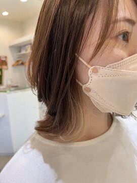 エクリフルール(equri fleur) 【目黒】 外はねミディアム×インナーカラー