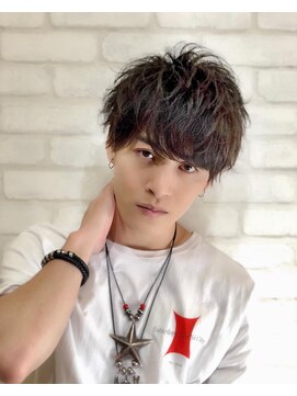 シャイン 大宮(SHINE) メンズカット/パーマ/ヘッドスパ/ブリーチ/眉毛/韓国/大宮/Men's