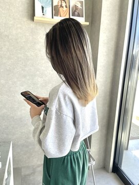 ムード タテマチ(mood tatemachi) 透明感バレイヤージュ