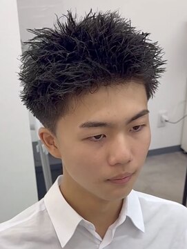 エース(ACES) スパイキーショート×似合わせショート×アップバング×爽やか