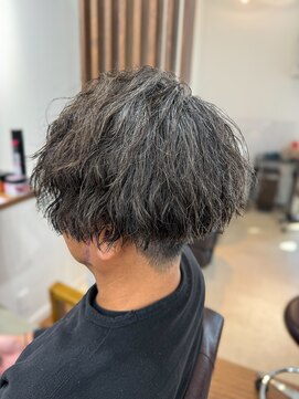 ラナバイモアナ 逗子 葉山(LANA by MOANA) ツイスト強めパーマスタイル