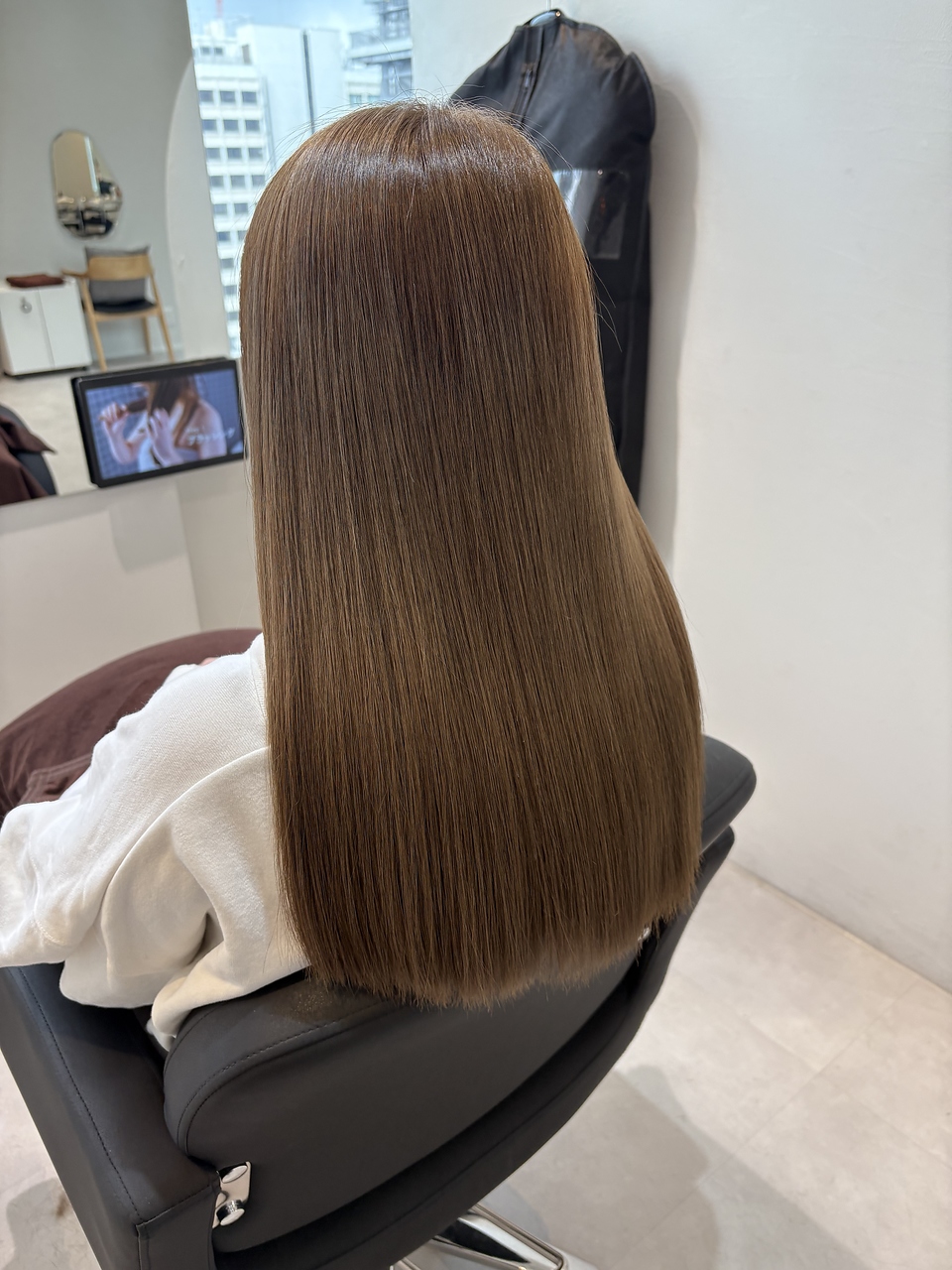 エミュスト(Emuest) 髪質改善 酸性ストレート 韓国 トリートメント