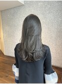 レイヤーカット　オリーブグレージュ　ナチュラル