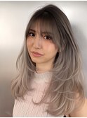 ハイライトカラーミルクティーベージュレイヤーカット