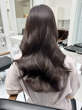 エレリー 和歌山店(EleRe) EleRe 栄/名古屋/髪質改善/韓国/カラー/カット/レイヤーカット