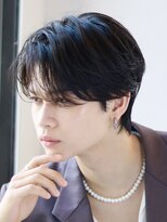 オーシャントーキョー(OCEAN TOKYO)&nbsp;韓国マッシュフェザーパーマニュアンスパーマセンターパート黒髪