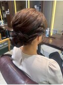 シンプルシニヨン