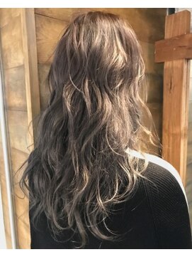 ジーナ(XENA) シルバーグレージュ