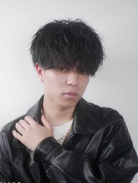 イーラ(era) ツイストスパイラルパーママッシュ刈り上げツーブロック無造作