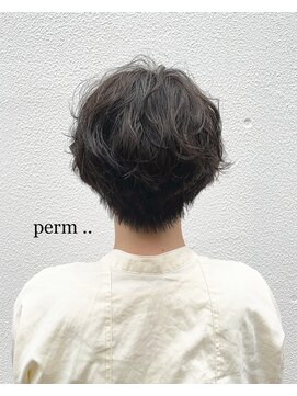 グラムヘアデザイン(g. hair design) 《　ナチュラルな動きを、くびれショートパーマ  》