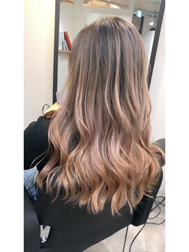 ラフ 難波店(LAFF) #黒髪#ボブルフ#ネビージュ#小顔#ワンレン