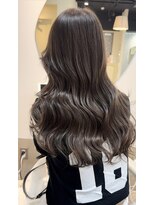 カラ フクオカ(Cara FUKUOKA)&nbsp;【ミルクティーグレー&レイヤーカット】《福岡透明感カラー》