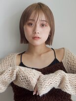 ガーデンヨコハマ(GARDEN YOKOHAMA)&nbsp;シアーカラーハイトーンベージュ切りっぱなしボブシースルー前髪