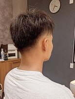 バーバーカミバコ 久留米(BARBER KAMIBAKO) 攻めすぎない大人のフェードカット