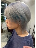 イリ 梅田(ili)&nbsp;センターパート/ココアブラウン/フェザーパーマ