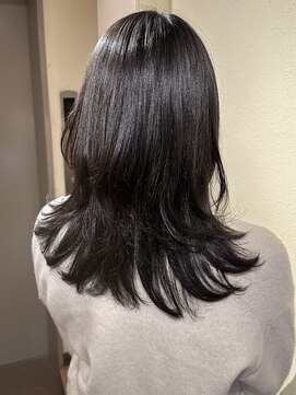 ロングレイヤーミディアムレイヤーカットブルーブラック韓国風