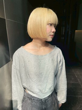 ガリカ 大名(Gallica) きれいなボブラインと相性◎ハイトーンカラー