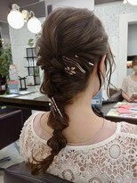 イタクラ 赤道店 (ITAKURA)&nbsp;ヘアアレンジ／お呼ばれヘア／玉ねぎヘア／あみおろし