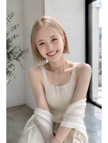 アージュ 久留米ゆめタウン店&nbsp;切りっぱなしボブ　ハイトーン