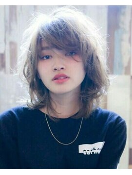 エイミー(Aimee) Aimee ゆるふわウルフ×ジンジャーアッシュ