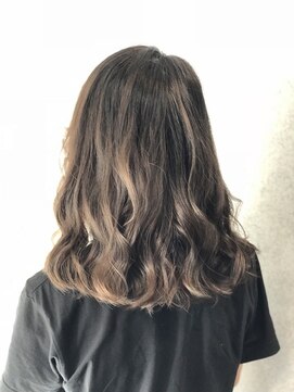 ヘアサロンエムフィス 池袋東口(HAIR SALON M Fe's) シナモン