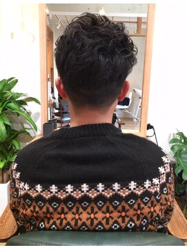 ツリー ヘア アイズ デザイン(tree hair I's design) ツーブロック