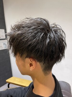 【カット￥5400】気さくな男性Stylistが担当◎気軽に相談できる環境は、美容室が苦手なメンズも通いやすい!!