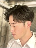 ニュアンスパーマセンターパートコンマヘアツーブロック