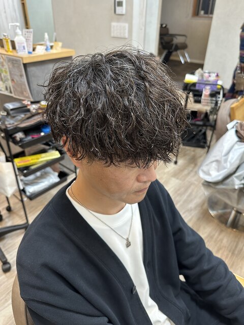 王道ツイストスパイラル強めパーマ『TELAHAIR鎌ヶ谷』