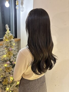 ローマ ギンザ(ROMA Ginza) 冬の暗めオリーブカラー！