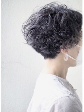 スカラ(SCALA) グレー&パーマ