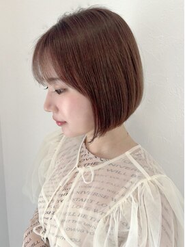 エミュ 伏見 国際センター(emu) 前下がりボブ/切りっぱなしボブ/艶ボブ/ベージュカラー/伏見